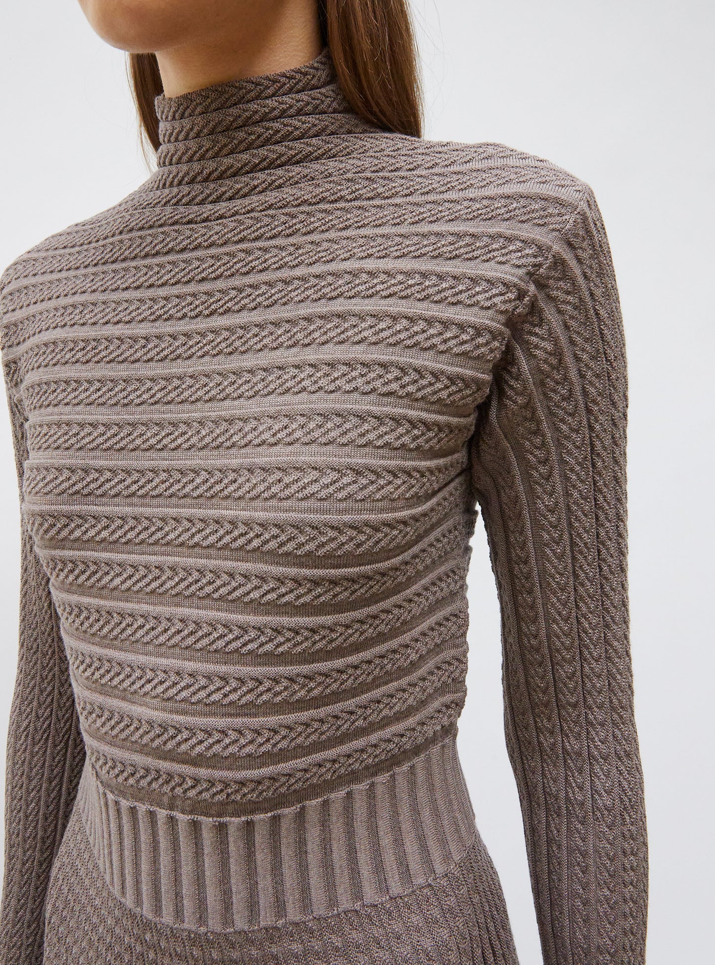 robe longue maille plissée