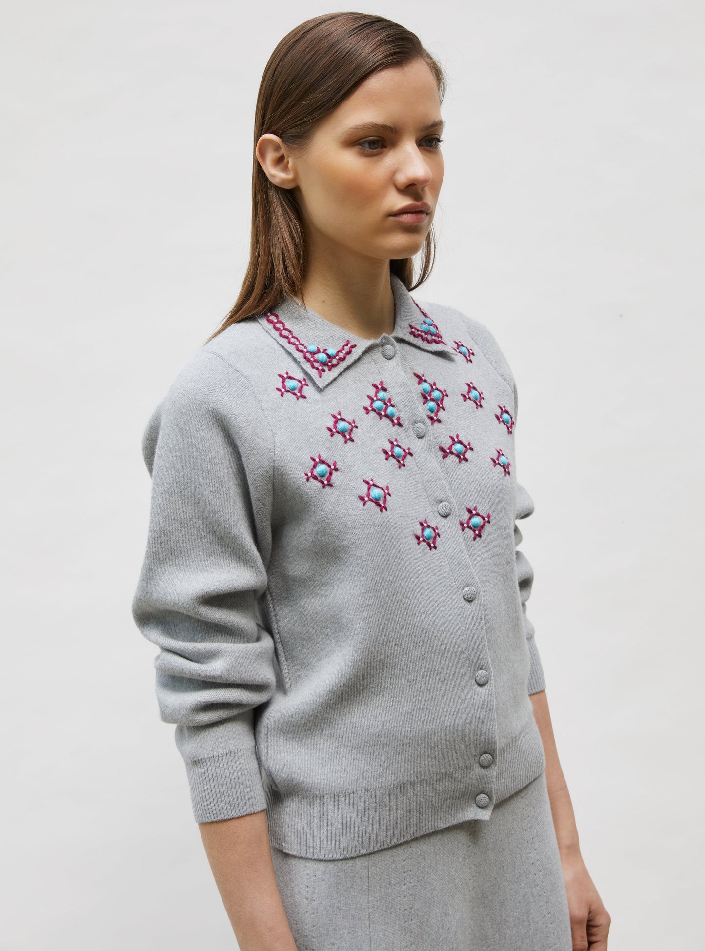 cardigan maille brodé main