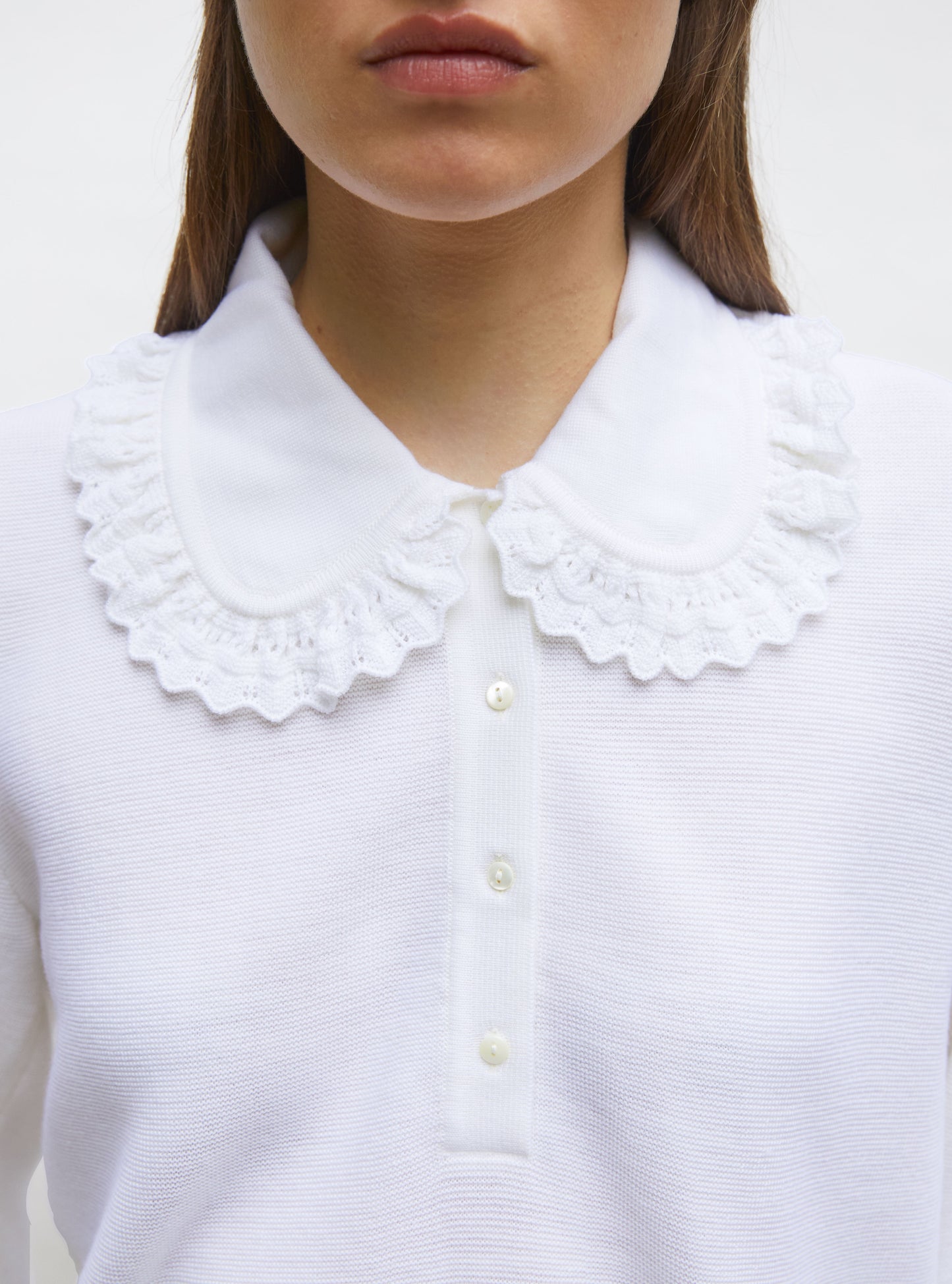 blouse en maille col dentelle
