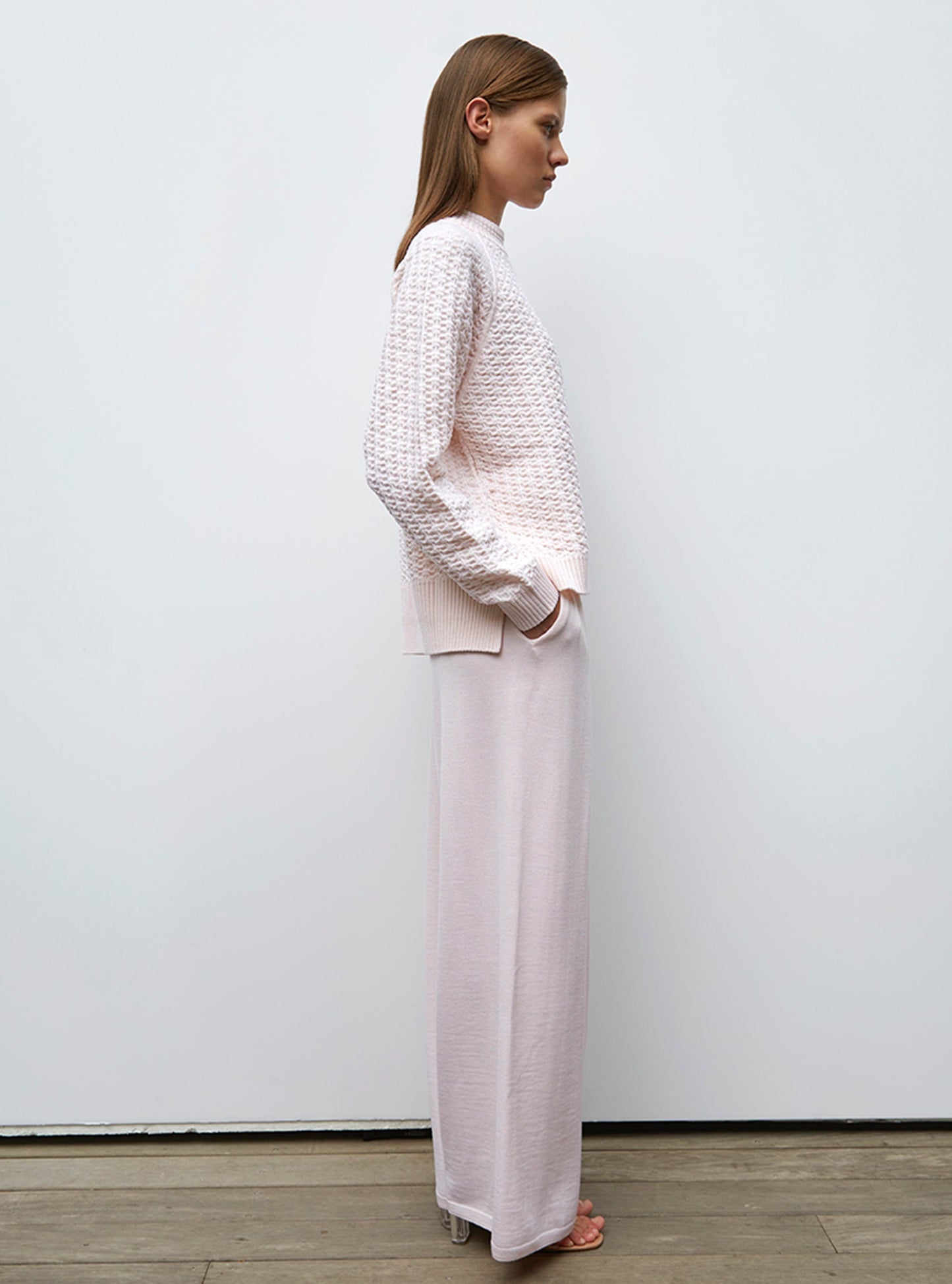 pull loose maille entrelacée