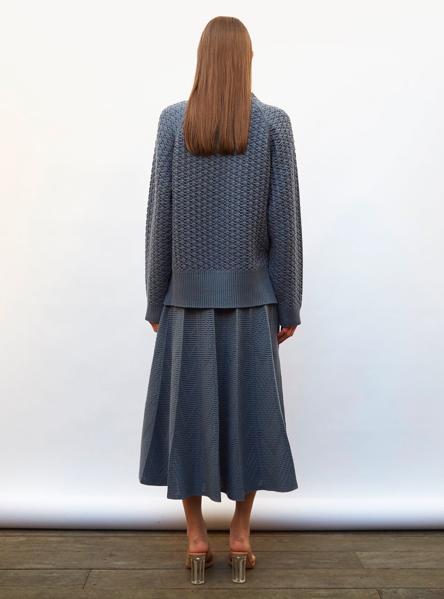 pull loose maille entrelacée