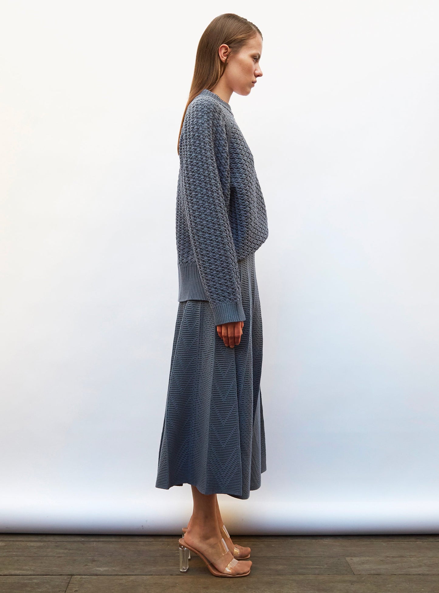 pull loose maille entrelacée