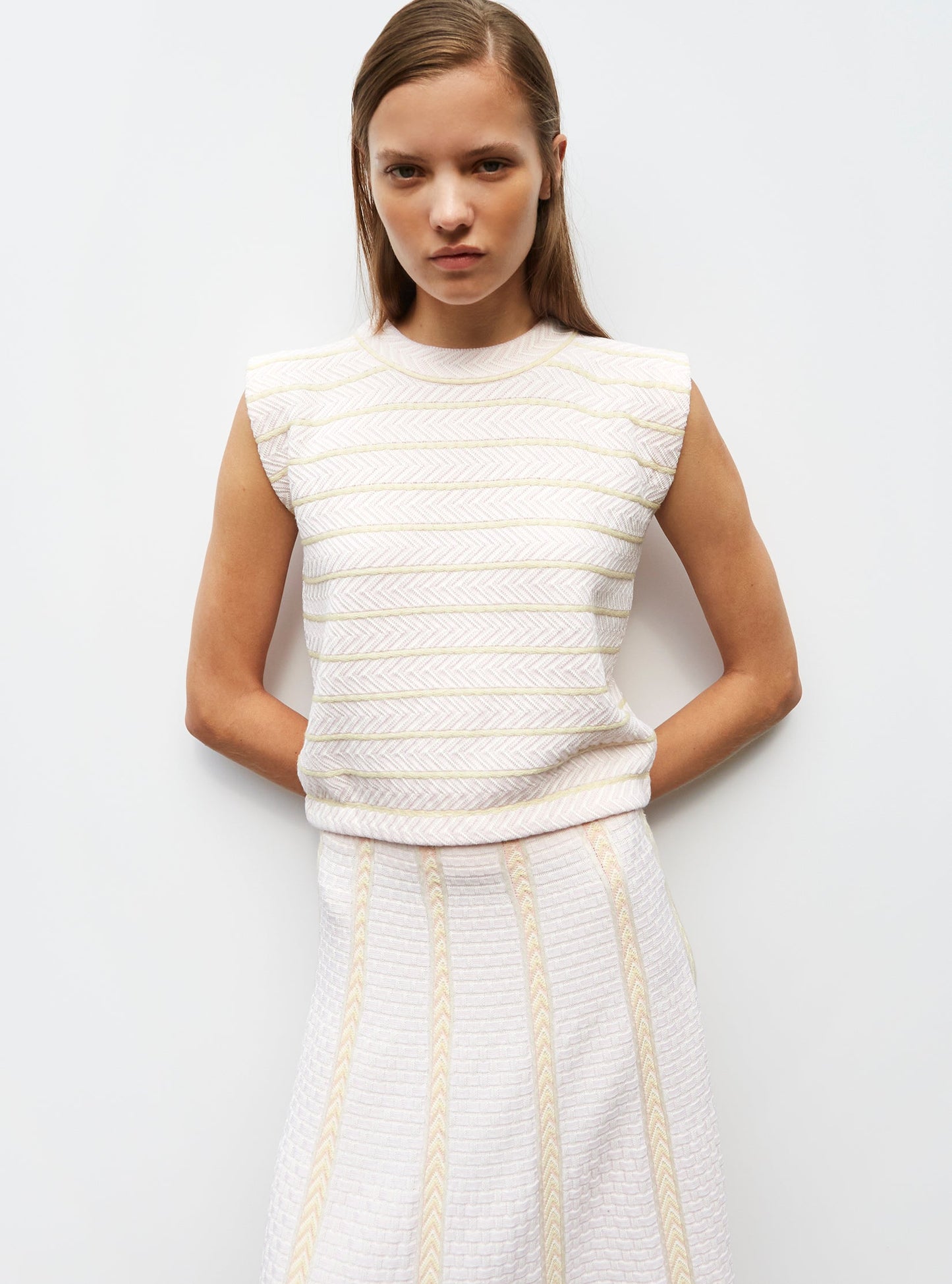 top en maille panier tressé