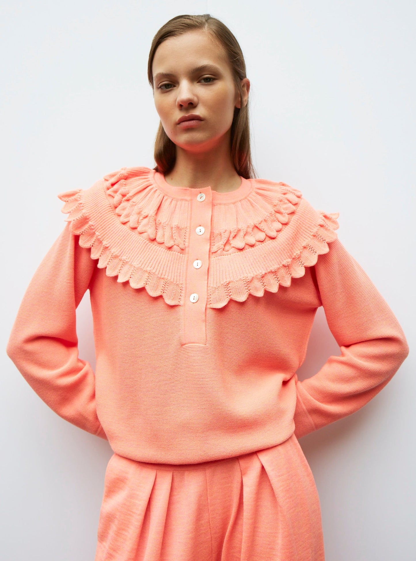 blouse en maille à maxi col