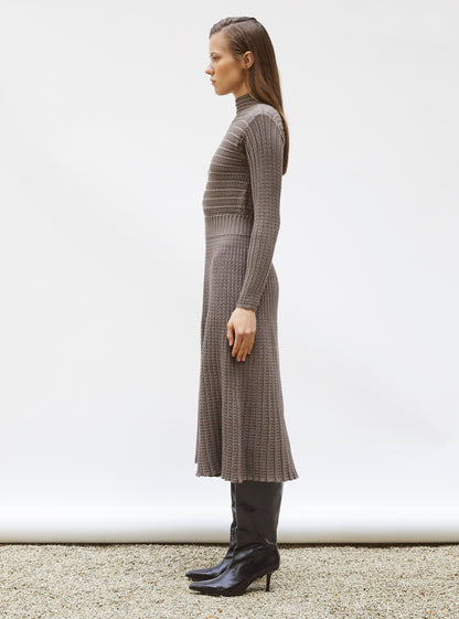 robe longue maille plissée