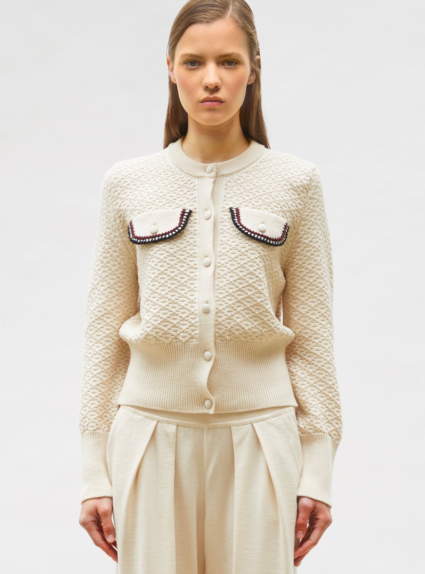 veste maille brodée main