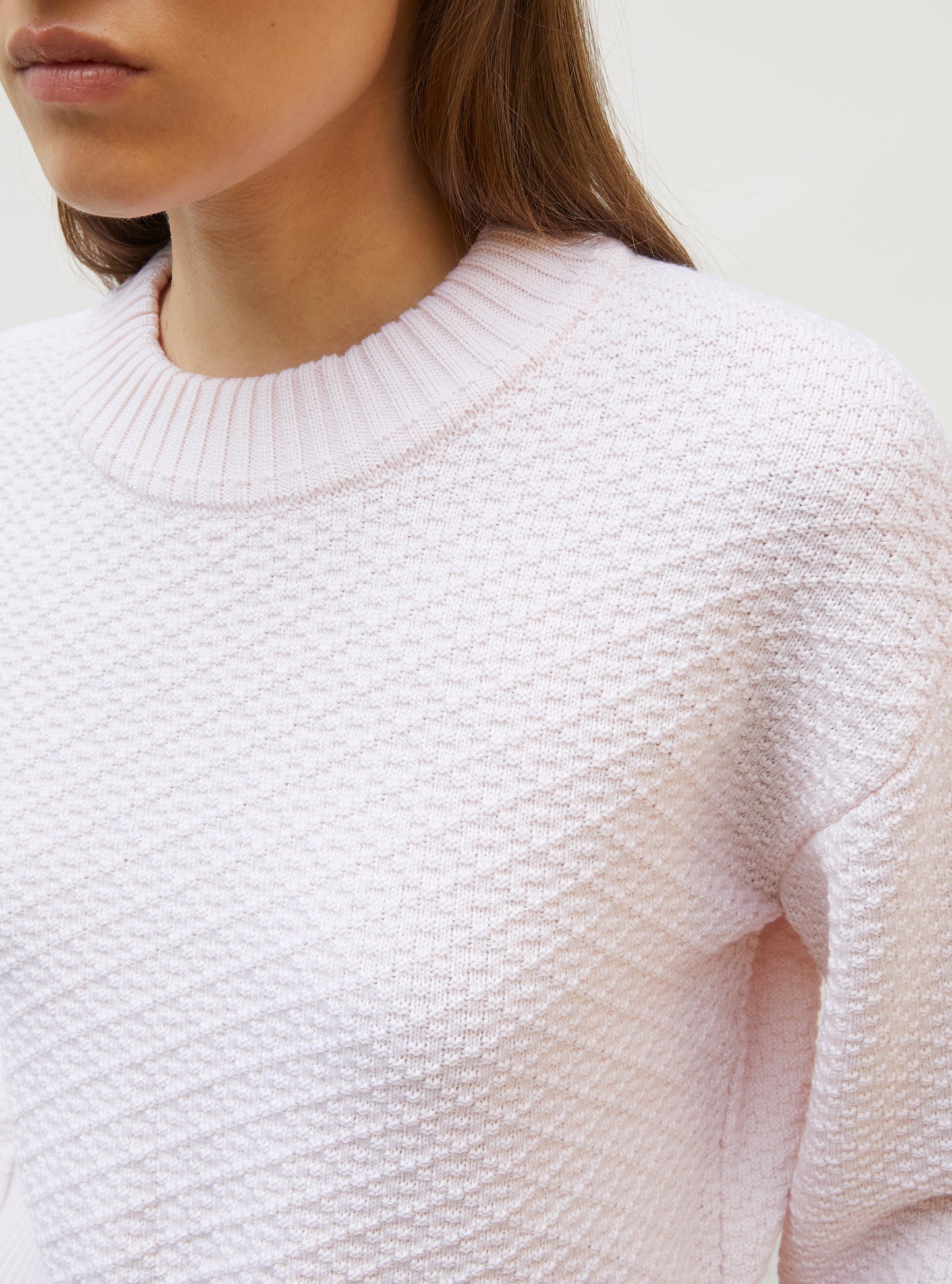 pull court maille damier