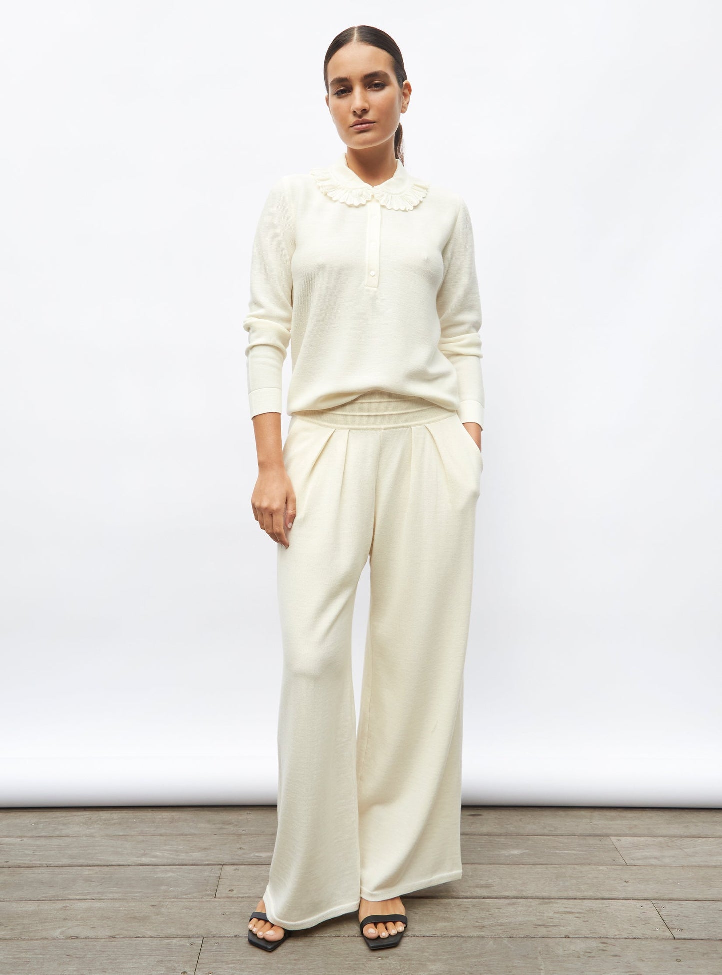 chemise en maille col volanté