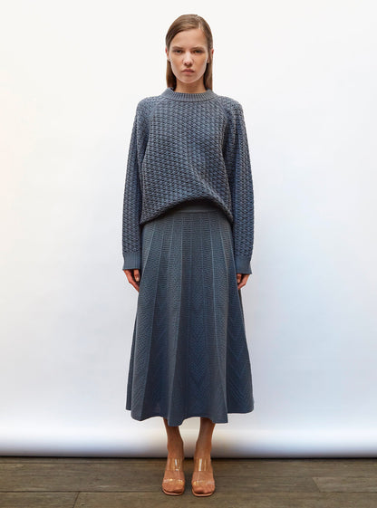 pull loose maille entrelacée