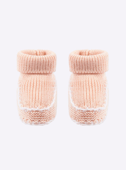 chaussons bébé à finitions crochet