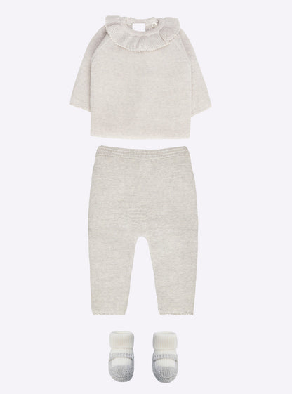 brassière bébé à col volanté