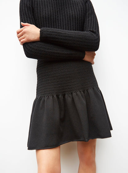 jupe courte en maille smockée